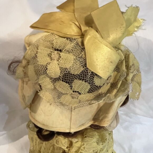 Vintage 1963 Eegee Brunette 15" Doll in Lace Dress Rooted Hair Sleepy Eyes Bride - Picture 6 of 12